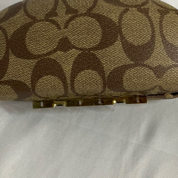 Coach Megan Black & Blue Sunglasses with Brown Case & Cloth - Picture 14 of 14